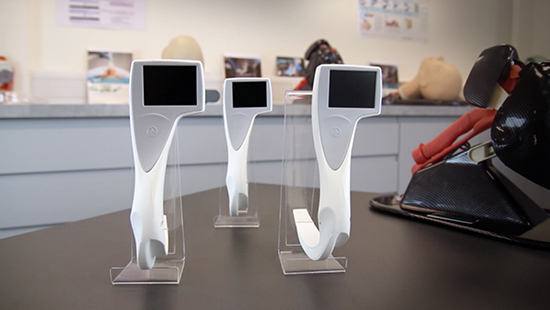 How to use the i-view™ video laryngoscope 