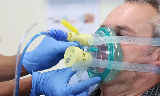 Ventumask CPAP mask with venturi flow driver and adjustable PEEP valve