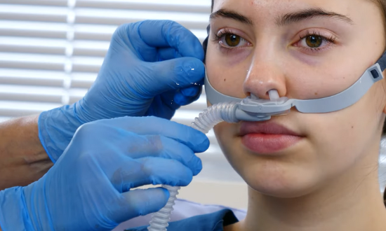 Intersurgical i-flo™ High flow nasal cannula - fitting guide