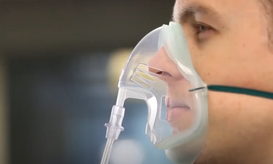 The Intersurgical EcoLite™ adult oxygen mask from Intersurgical