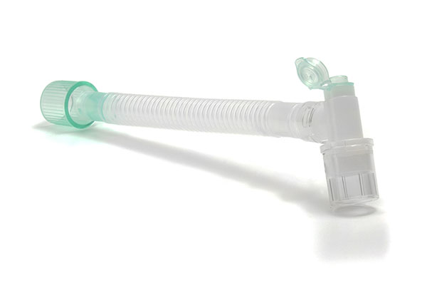 Flexible double swivel catheter mount, 22F - flip top cap with 7.6mm port - 22M/15F, ≥170mm