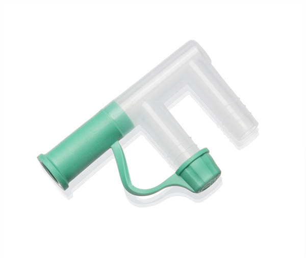 OroCare™ suction line splitter for use with closed suction and oral care lines