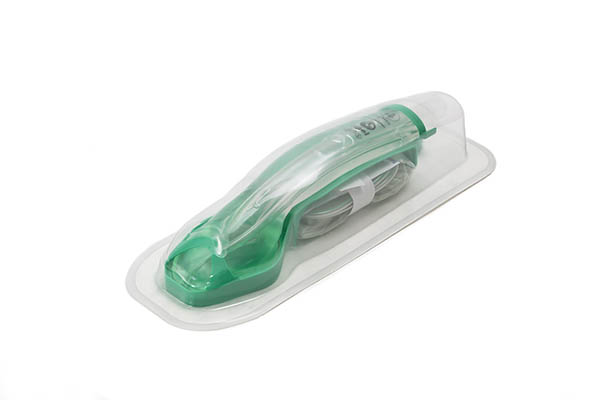 i-gel®O2 Resus Pack, medium adult  – includes a size 4 i-gel O2 with green hook ring, sachet of lubricant, airway support strap and a 12FG suction tube, 50-90kg